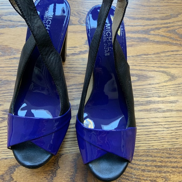 Michael Kors, platform sandals 4" heel - Picture 2 of 4